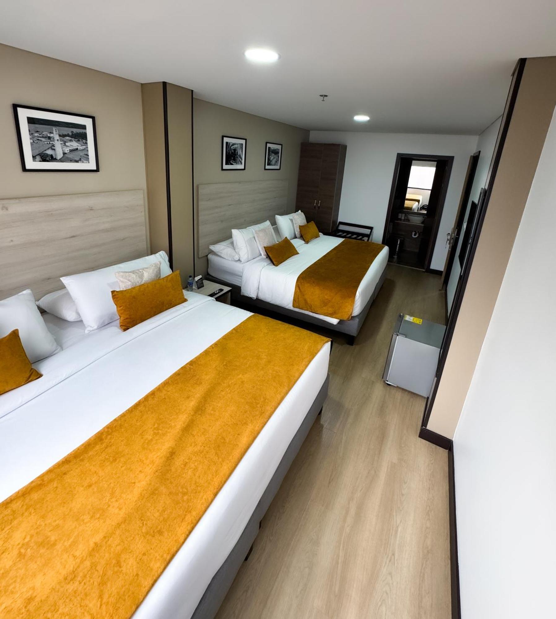 Hotel Wlh Gold 보고타 외부 사진